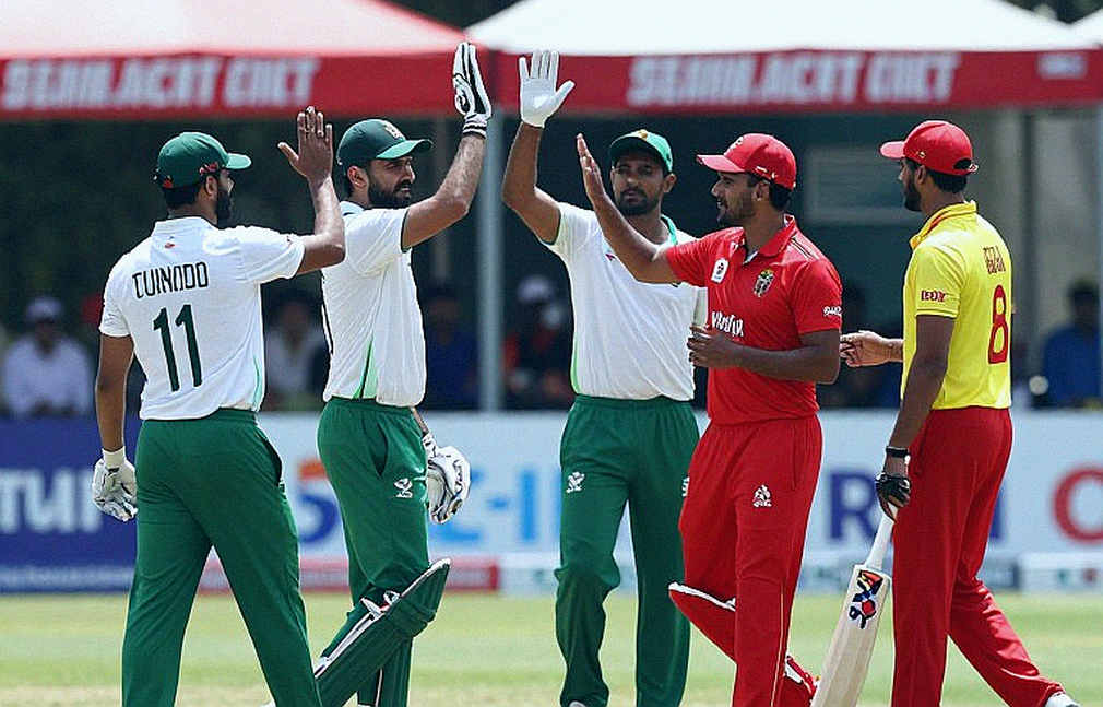 ব্লকচেইনের খাতায় ভক্তি: এশিয়ার ক্রিকেট যখন দর্শককে টোকেন বানাচ্ছে ব্লকচেইনের খাতায় ভক্তি: এশিয়ার ক্রিকেট যখন দর্শককে টোকেন বানাচ্ছে