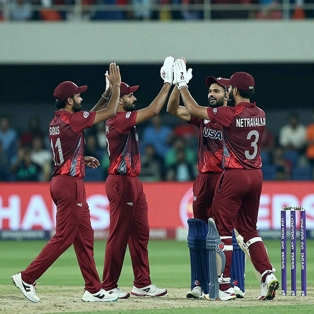 রাওয়ালপিন্ডির নীরব কব্জা: যেখানে স্কোরবোর্ড দশ উইকেট বলে, লেংথ অন্য কথা বলে রাওয়ালপিন্ডির নীরব কব্জা: যেখানে স্কোরবোর্ড দশ উইকেট বলে, লেংথ অন্য কথা বলে