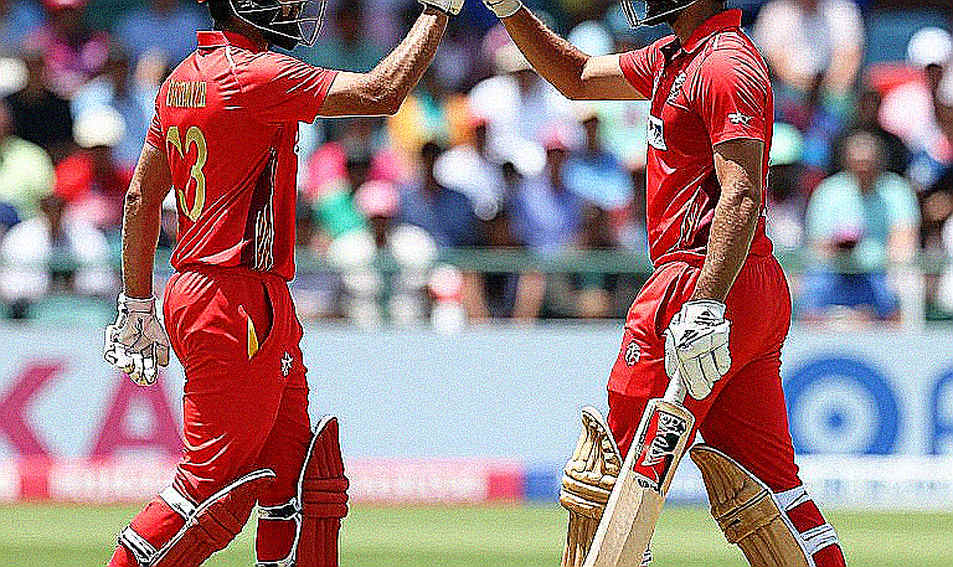 ডিউ, রাত ৮টা আর একটি ঢাকা পড়ে যাওয়া প্রশ্ন: নিউজিল্যান্ডে ভারতের ২-০ পড়তে গিয়ে