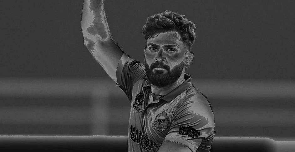 স্টার্কের ৬/৭২: কেপ টাউনে প্রথম সেশন যে ভুল স্বীকার করল