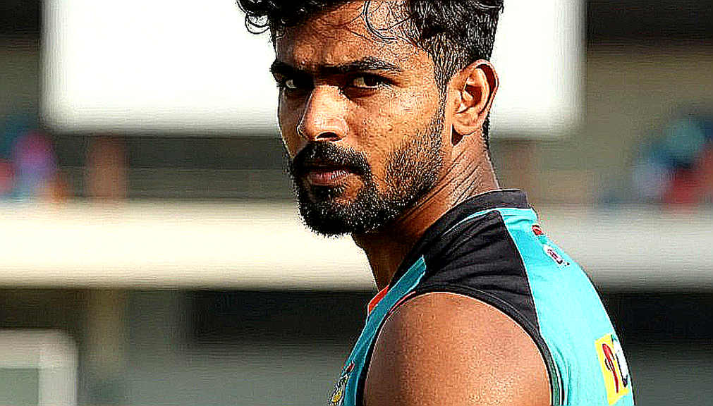 স্মার্ট কন্ট্র্যাক্টের খালি সারি: ক্রিকেট ট্রান্সফার বাজারে ব্লকচেইনের নীরব অপেক্ষা