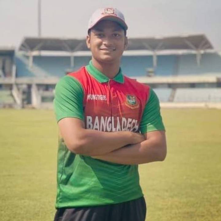 আহমেদ শরিফ
