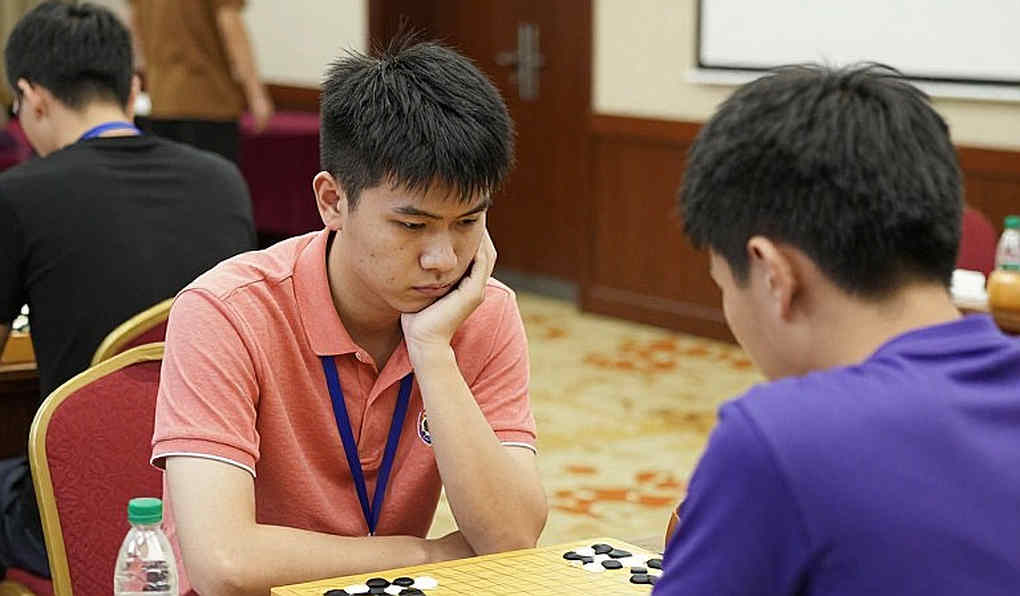 শেষ খেলার খাতা: কার্স্টেন মুলার, হামবুর্গ, আর আমাদের না-লেখা অধ্যায়